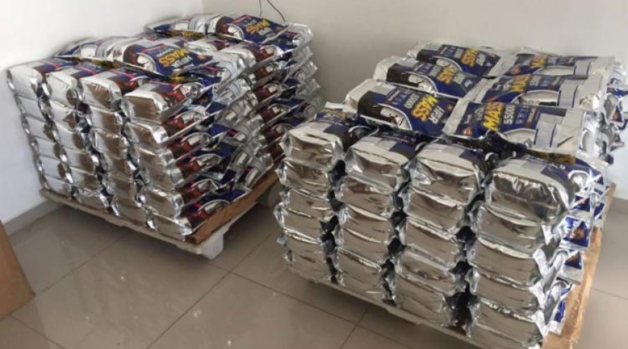 [Polícia Federal descobre fabricação clandestina de suplementos alimentares na Bahia]