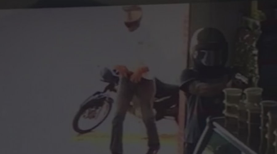 [Câmeras de segurança registram assalto em Jacobina]