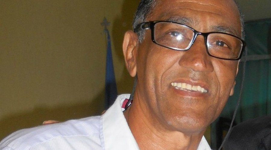 [Ex-candidato a vereador morre afogado após salvar duas pessoas no mar]