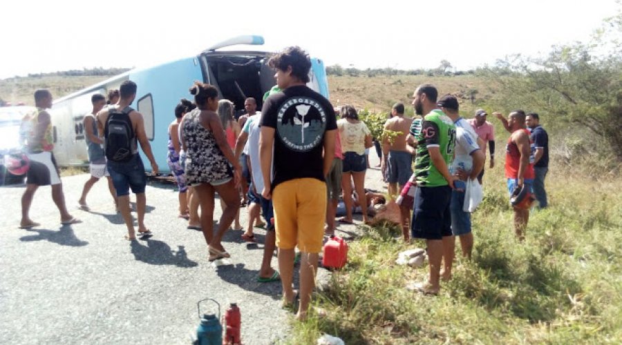 [Departamento de Polícia Técnica conclui necropsia de cinco vítimas do acidente em Mundo Novo]