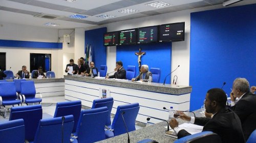 [Câmara Municipal aprova investimentos no esporte, lazer e infraestrutura em Camaçari]