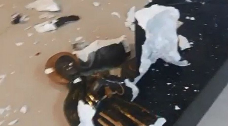 [Surto: homem invade igreja em Arembepe e quebra todas as imagens de santos]