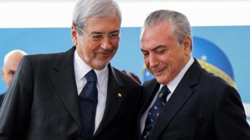 [Imbassahy e mais 7 ministros são exonerados para apoiar Temer na Câmara]