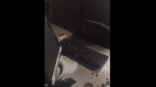 [EXCLUSIVO: veja como ficou sala da Seinfra de Camaçari após incêndio criminoso]