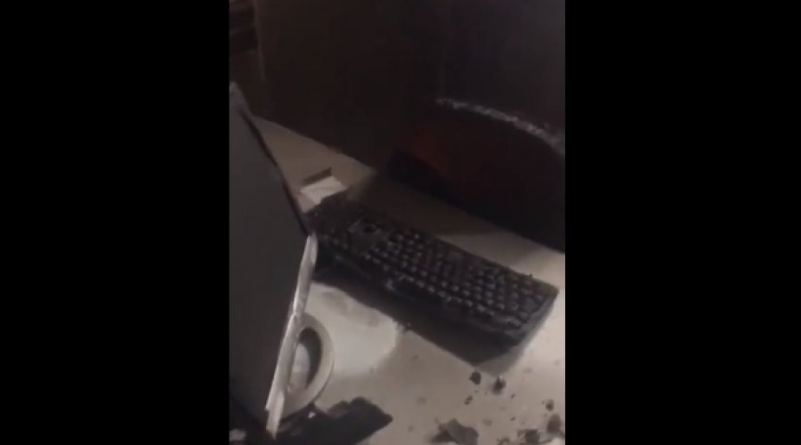 [EXCLUSIVO: veja como ficou sala da Seinfra de Camaçari após incêndio criminoso]