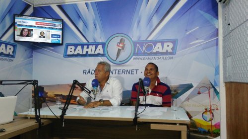 [Petista diz que obra no centro de Camaçari é maquiagem e líder do governo reage]