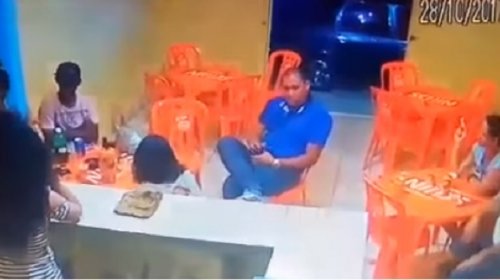 [Coração de Maria: Identificado homem que matou mulher esfaqueada dentro de bar]