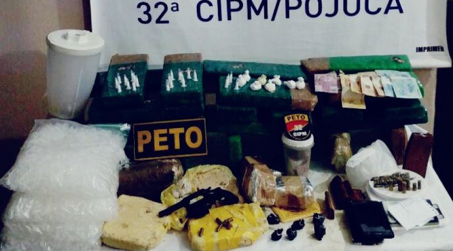 [Duas pessoas são presas com mais de 50 quilos de droga em Pojuca]