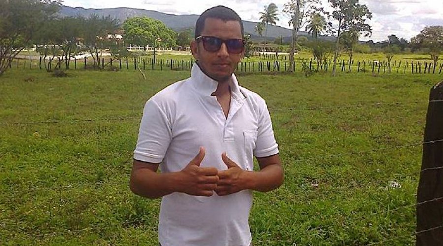 [Simões Filho: motorista de ‘ligeirinho’ está desaparecido ]