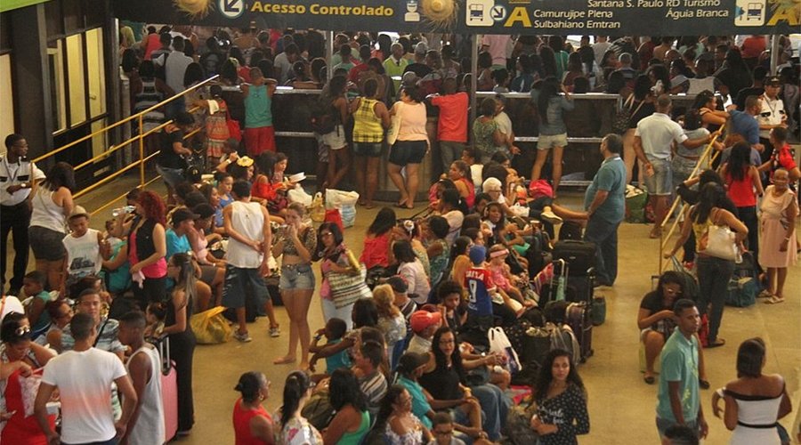 [Feriado da Semana Santa: Rodoviária de Salvador terá 150 horários extras ]