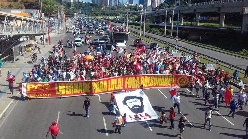 [Manifestações contra Previdência acontecem em vários pontos Salvador]