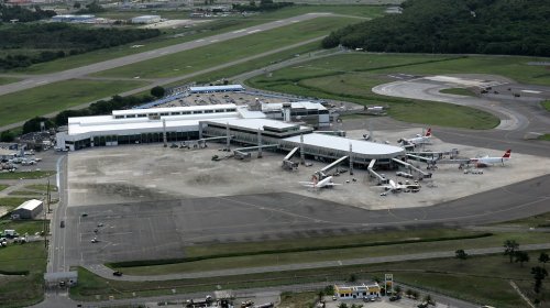 [Pista principal do aeroporto de Salvador volta a ser fechada]
