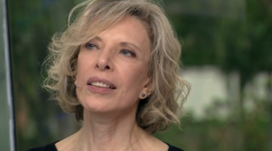 [Marília Gabriela libera empregadas com salário para cumprir quarentena]