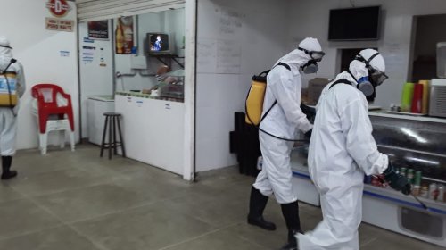 [Mercado Municipal do Jardim Cruzeiro passa por higienização contra covid-19]