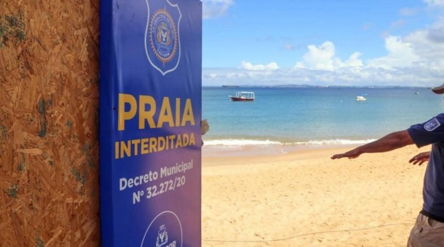 [‘Só vamos discutir retorno de praias e escolas depois de análise do impacto da fase 2’, diz Neto]