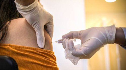 [Estudo revela que 89% dos brasileiros querem se vacinar contra a covid-19]