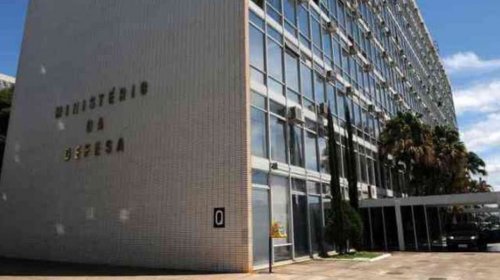 [Ministério da Defesa deve ter mais dinheiro do que a Educação em 2021]