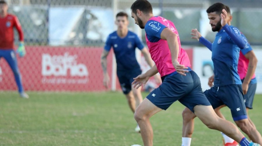 [Sob observação de Mano Menezes, Bahia enfrenta o Grêmio nesta quinta]