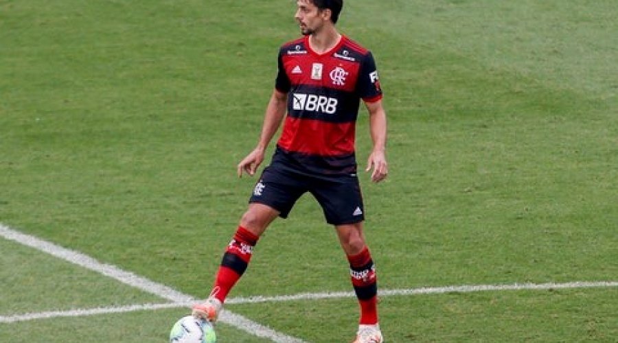 [Rodrigo Caio testa positivo para Covid-19 e é mais um desfalque no Flamengo]