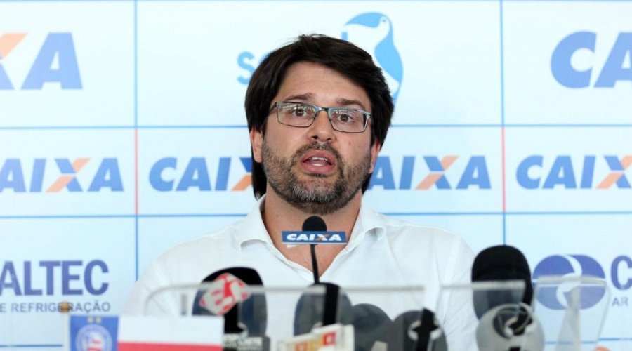 [Com Bahia em crise, Bellintani anuncia saída de Jadson e prevê outras rescisões]