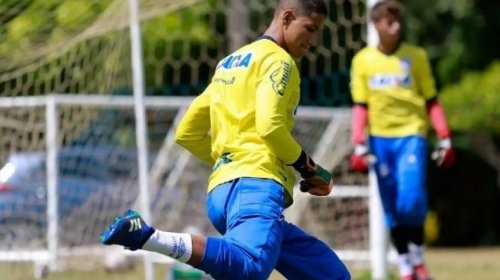 [Colo-Colo anuncia ex-goleiro do Bahia para 2025]