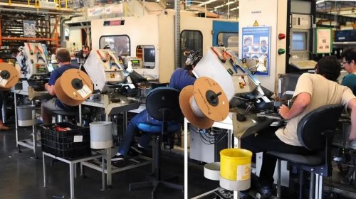 [Título: Tarifaço de Trump ameaça avanço das exportações tecnológicas brasileiras]