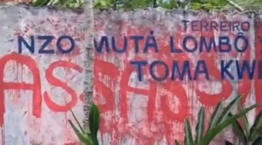 [Terreiro em Cajazeiras é alvo de ataque com pichações de cunho religioso]