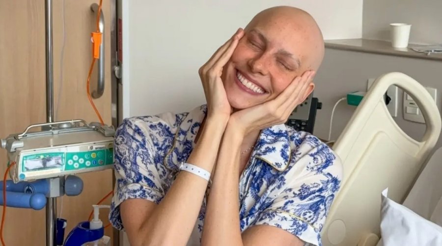 [Atriz Dani Gondim anuncia remissão do câncer após tratamento]