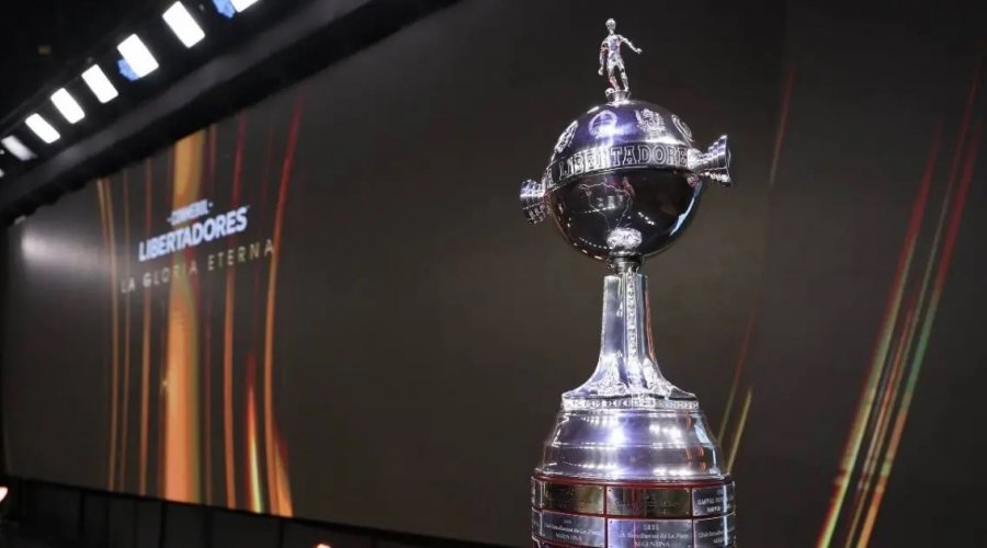 [Libertadores começa fase de grupos com disputa acirrada entre brasileiros e argentinos]
