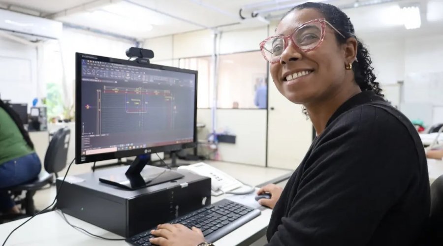 [Governo da Bahia convoca mais de 2,7 mil estudantes para o programa Partiu Estágio]