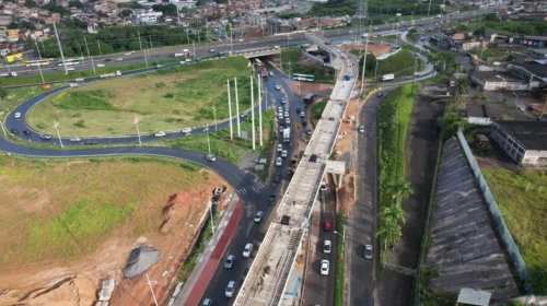 [Obras do VLT provocam alterações no tráfego da BR-324 durante a madrugada em Salvador]