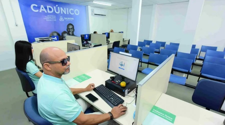 [Salvador dispensa visita domiciliar para atualização do CadÚnico de famílias unipessoais]