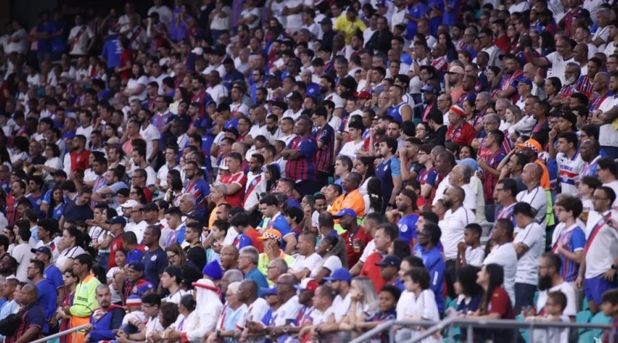 [Após nove anos, Justiça condena autor de montagem racista contra torcedoras do Bahia]