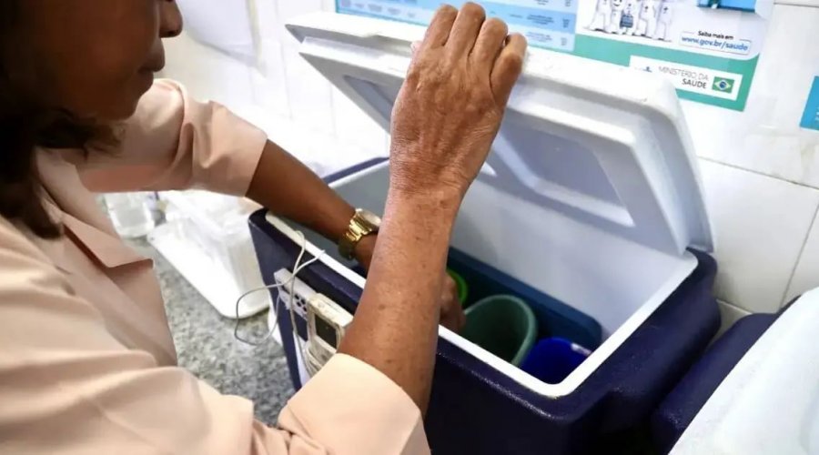 [Estudo brasileiro aponta proteção coletiva da vacina contra o HPV]