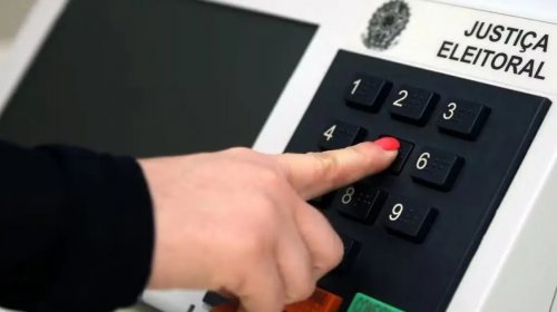 [Pesquisa aponta que brasileiros com mais de 60 anos lideram interesse pelas eleições]