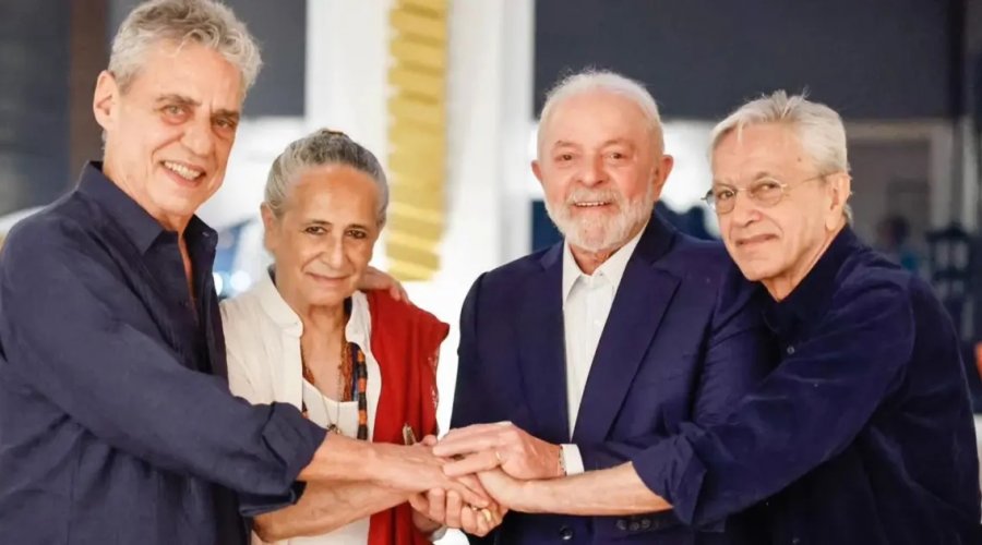 [Campanha de Lula prepara encontro com artistas no Rio e espera Caetano Veloso e Maria Bethânia]